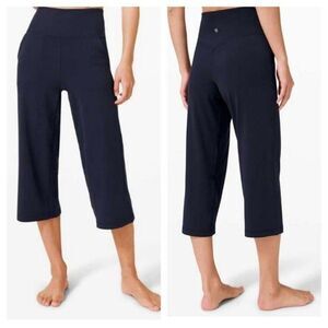 LULULEMON ATHLETICA Align Wide Leg Crop 23' True Navy Size 6